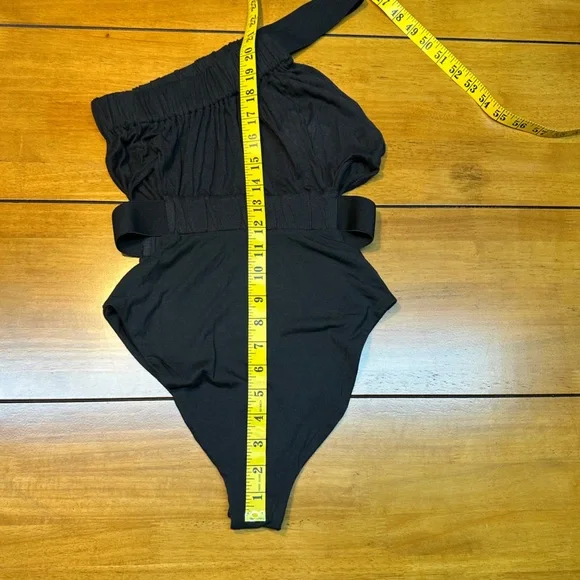 Urban Outfitters Black Asymmetrical Bodysuit - Picture 4 of 10